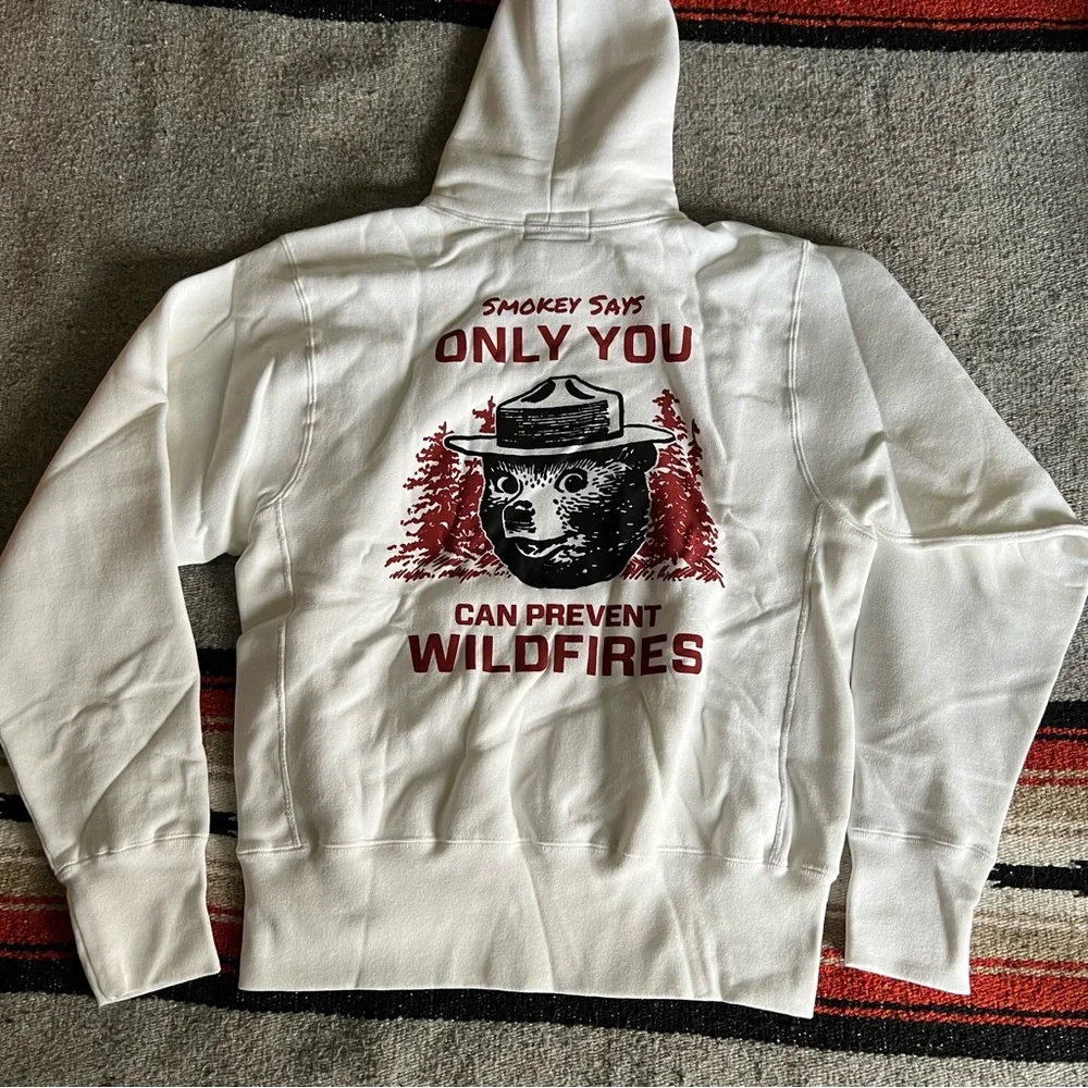 Filson Smokey Bear Sweatshirt - Picture 14 of 16